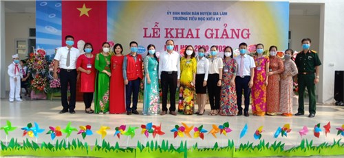 Liên đội tiểu học Kiêu Kỵ tổ chức Lễ Khai Giảng và phát động chủ đề năm học: 2020 - 2021